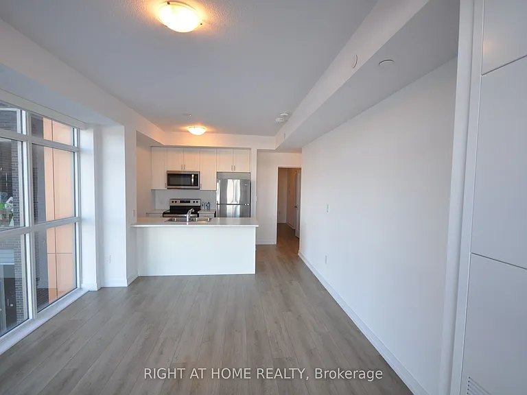 450 Dundas St E #306 — Photo 7