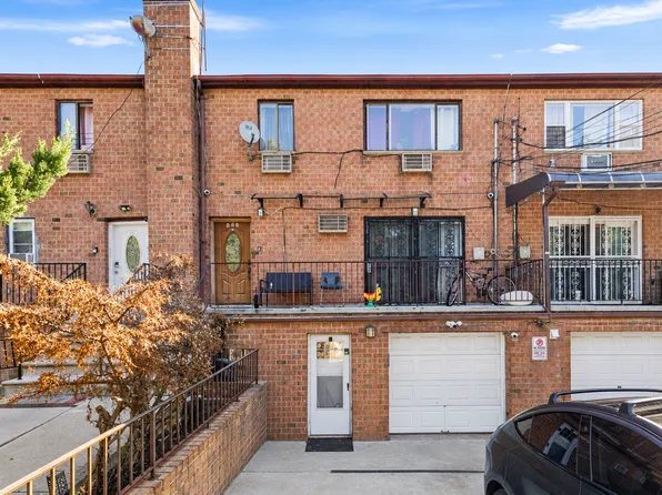 368 Balcom Avenue image 1 of 11