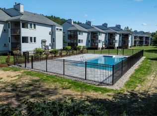 32 Route 103 S #B5, Ludlow, VT 05149