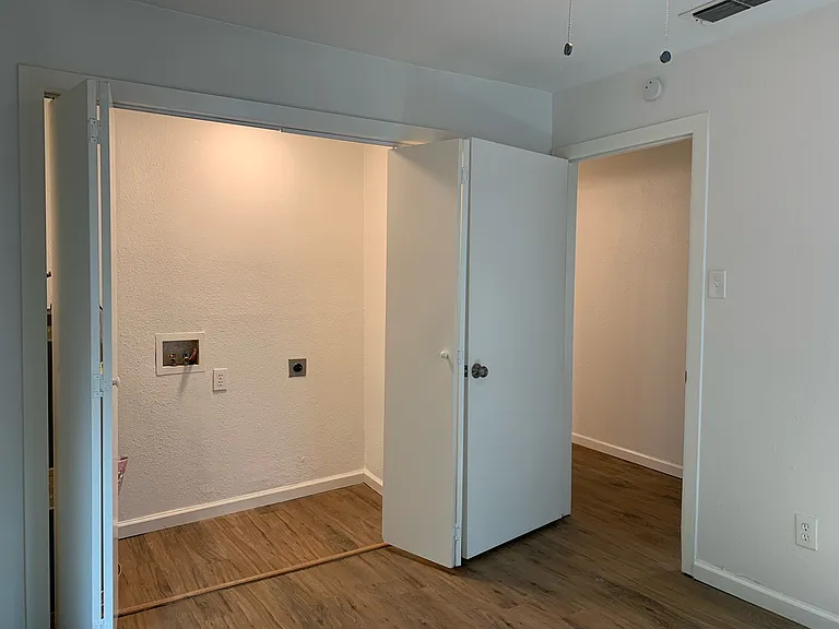 3901 Bois D Arc St — Photo 21