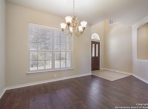 5th image of 21519 La Pena Dr