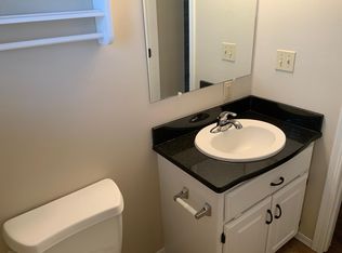 1003 Meadow View Dr, Webb City, MO 64870