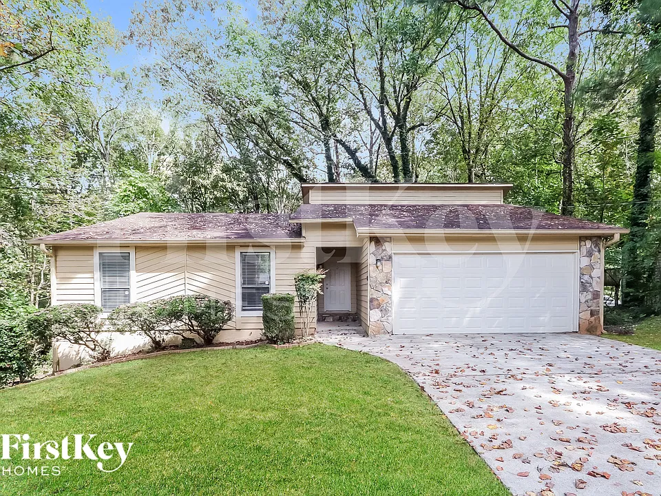 3226 Deshong Dr