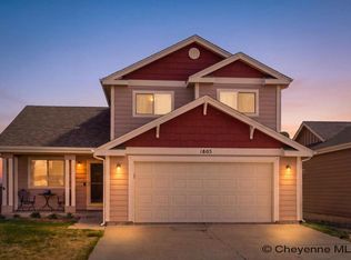 1805 Meadow Dr, Cheyenne, WY 82001
