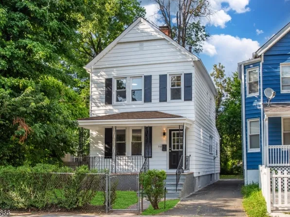 318 Elmwood Ave, East Orange City, NJ 07018