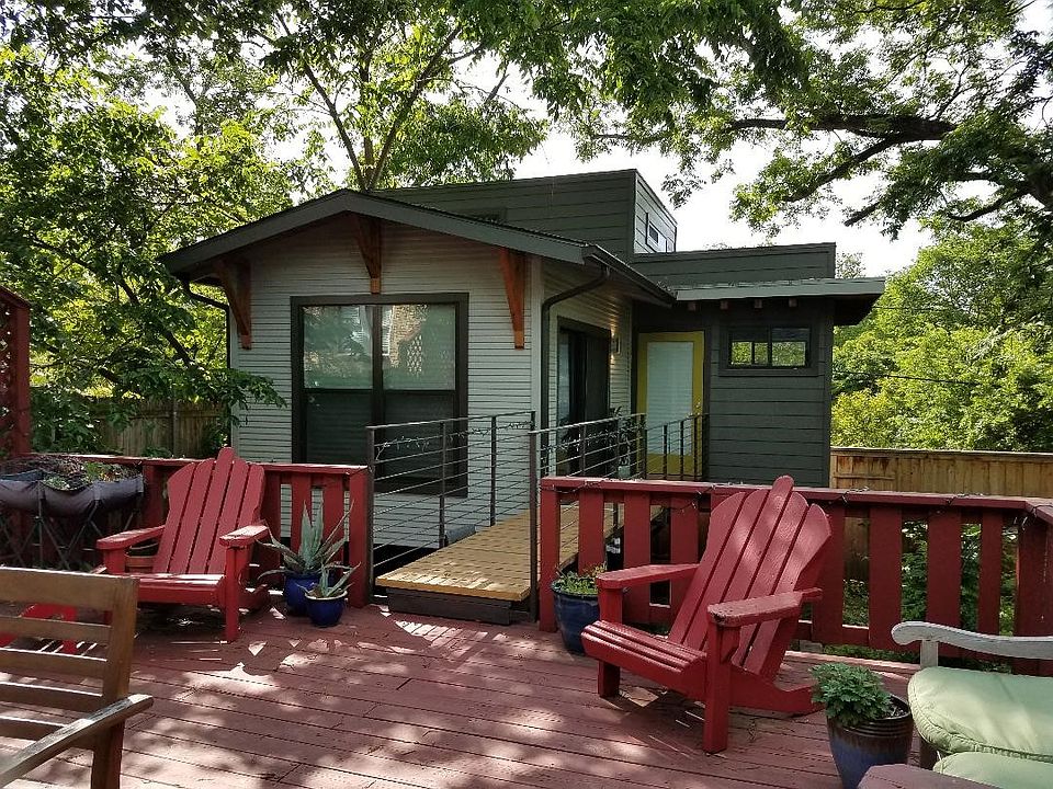 1st image of 6931 Lindsley Ave