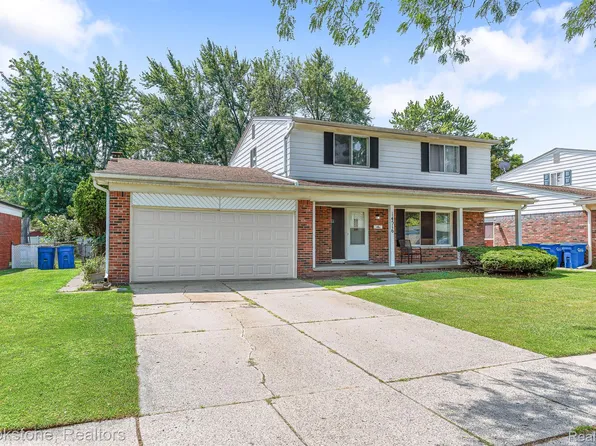 14516 Ivanhoe Dr, Warren, MI 48088