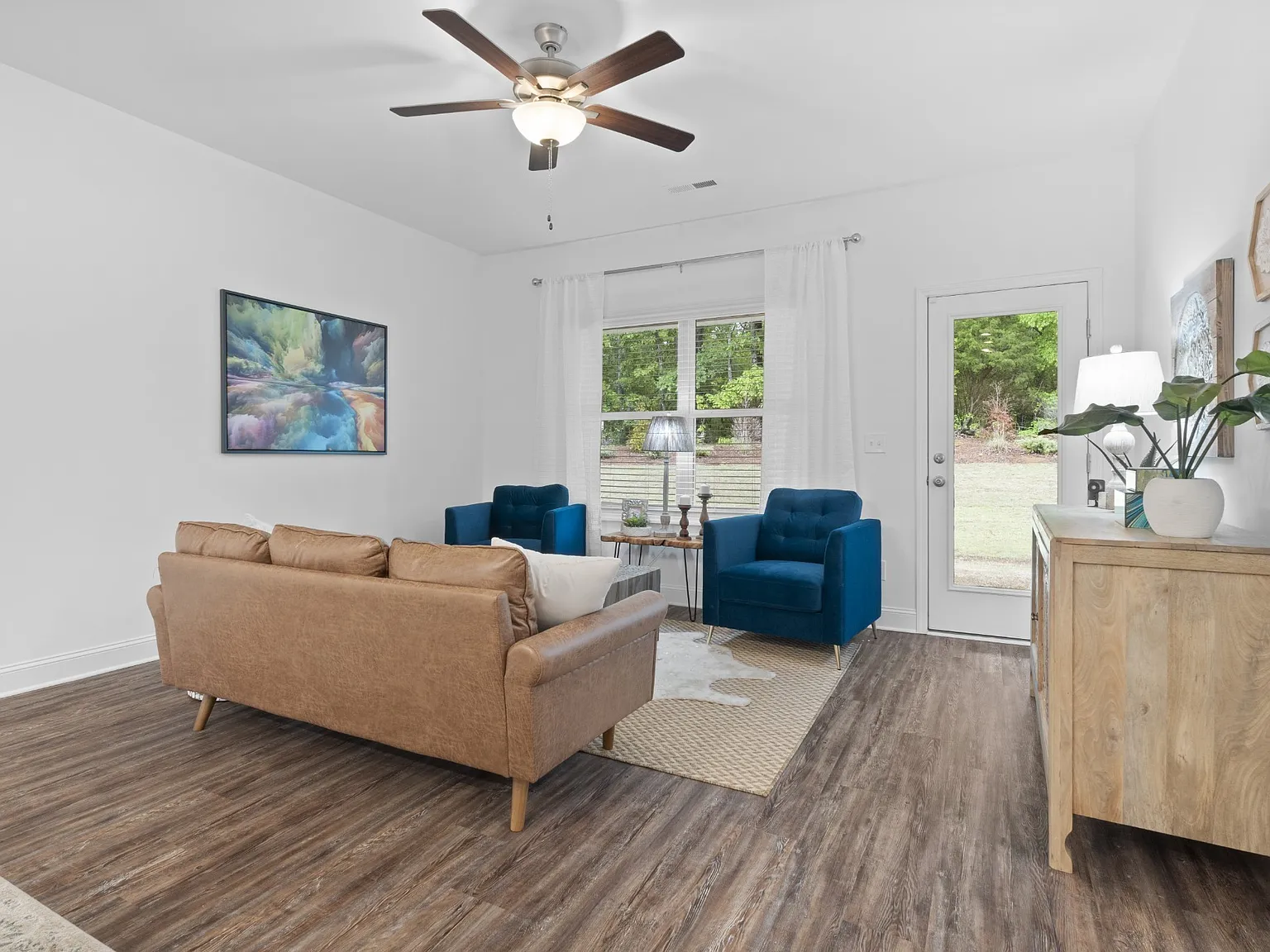 2 bed, 2.0 bath, 1420 sqft, $1,795 — Photo 4