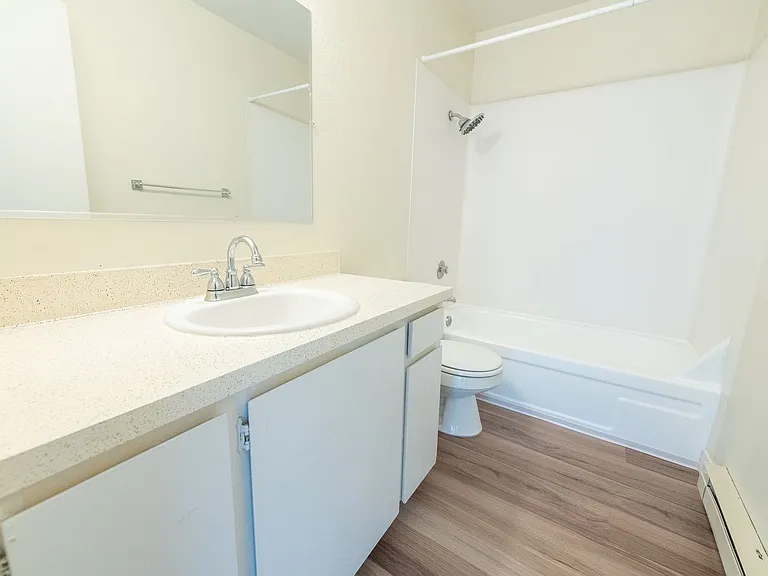 8819 N Edison St — Photo 15