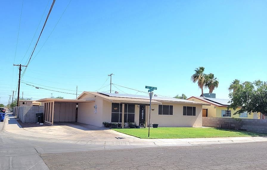 1st image of 900 E 25th St