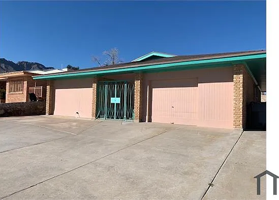 3 bed, 1300 sqft, $1,700 — Photo 2