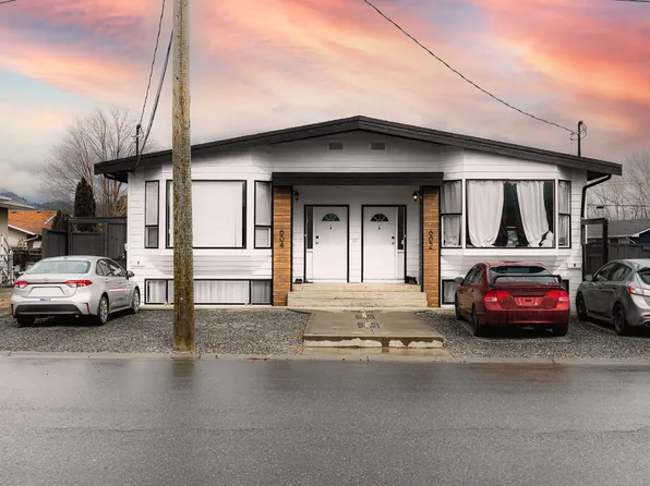602 & 604 Brentwood Ave, Kamloops, BC V2B 1P5
