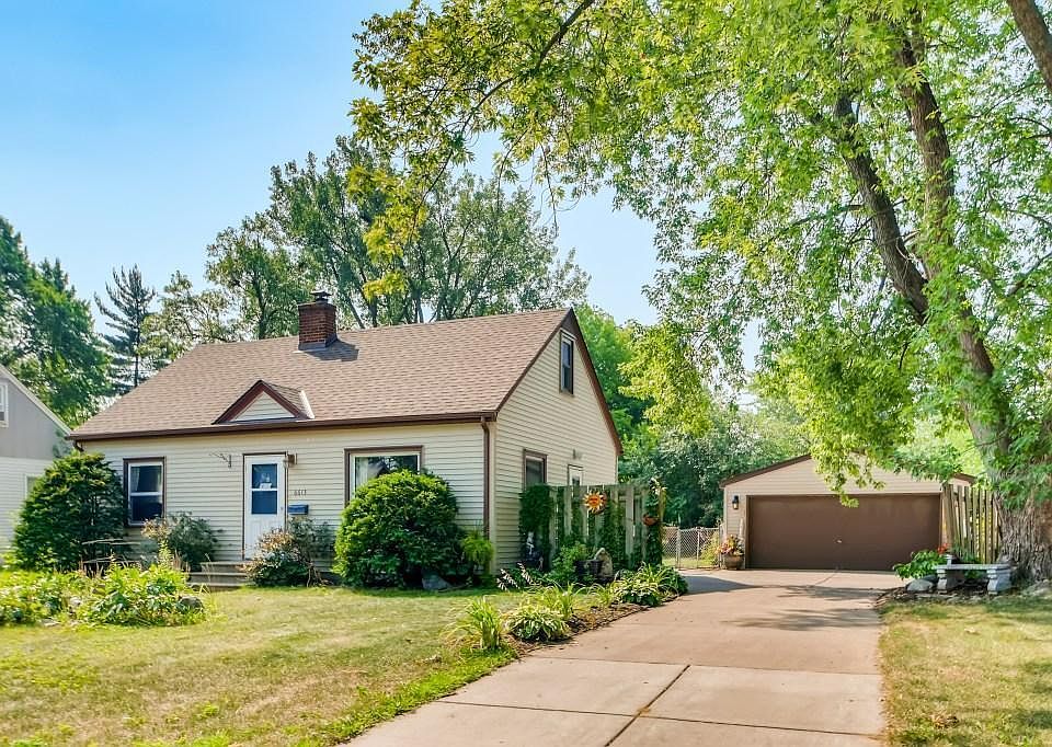 1st image of 6613 Cloverdale Ave