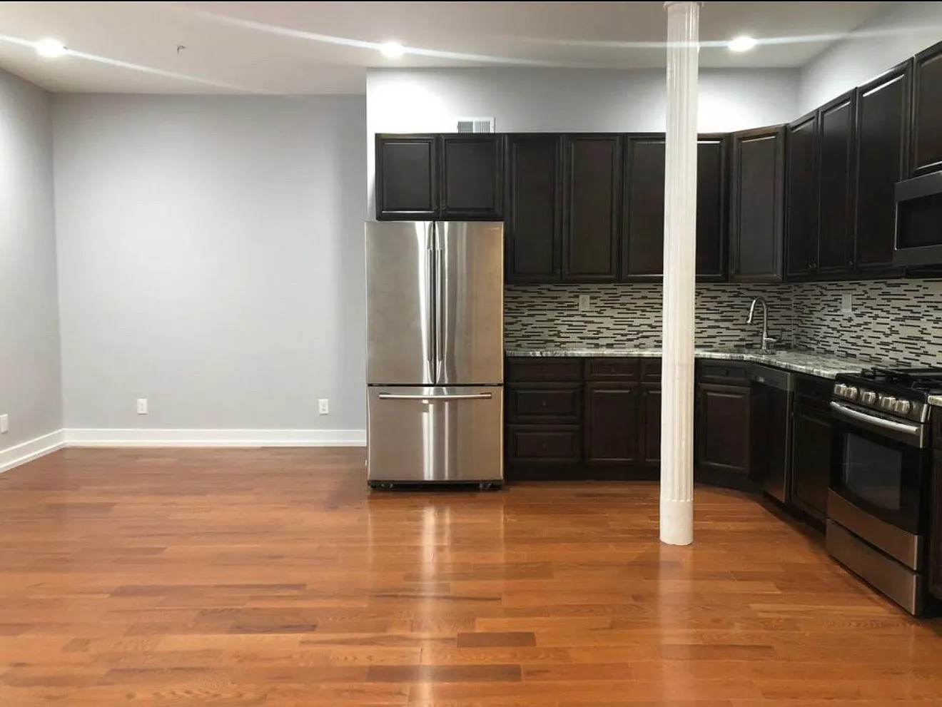 1236 E Columbia Ave — Photo 3