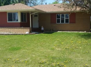 2509 Belview Dr, Minot, ND 58701