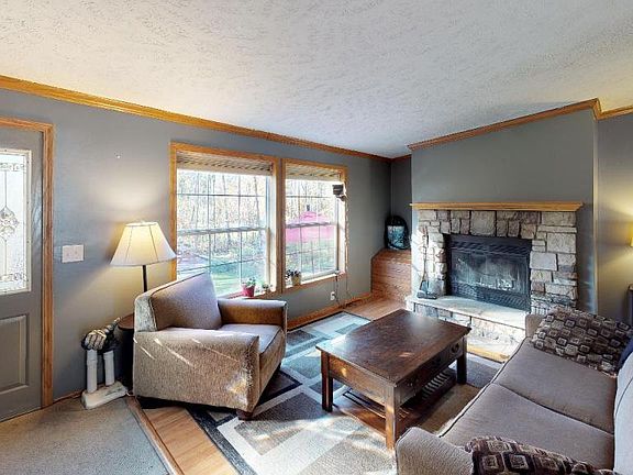 3rd image of 515 Hennepin Ave N