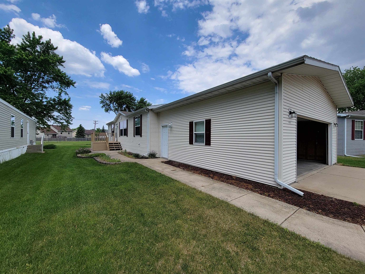 4001 Spruce Ct, Belvidere, IL 61008 Zillow