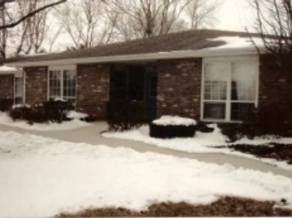 707 Poplar St #707, Marshall, IL 62441
