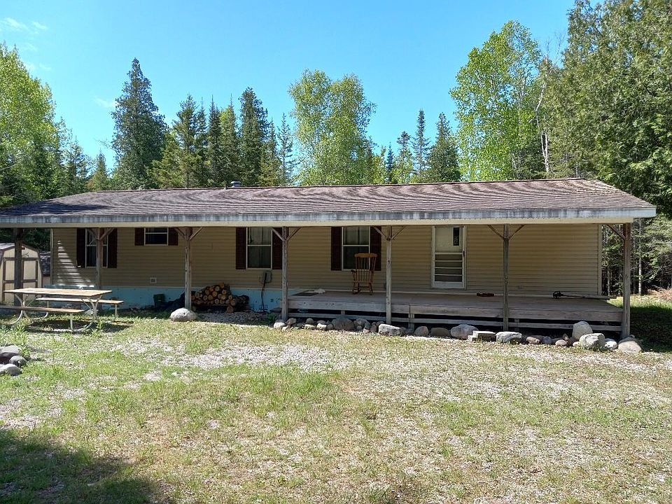 1st image of 915 E Huron Dr