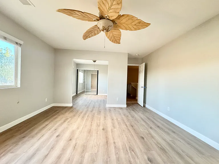 2871 Pinta Ct — Photo 19