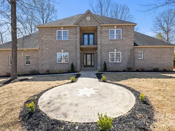 137 Stafford Estates Dr, Salisbury, NC 28146