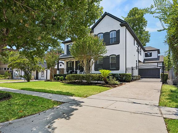 2nd image of 4523 Maple St