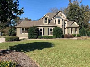 106 Club Ct, Warner Robins, GA 31088