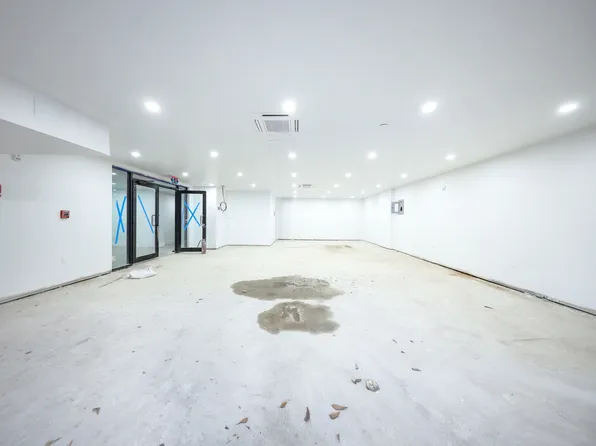 165-20 Sanford Avenue image 40 of 50