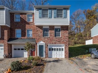 315 Timberidge Dr, Bethel Park, PA