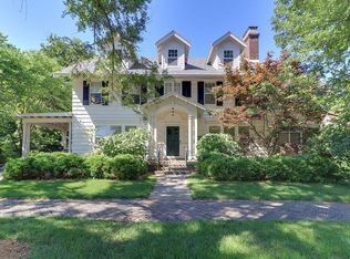 11 E 2nd St, El Paso, IL