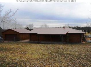 3026 Gunville Ridge Rd, Leon, WV 25123