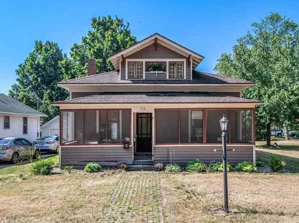 713 W Cass St, Greenville, MI 48838