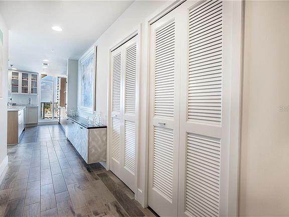 4th image of 175 1st St S #1702