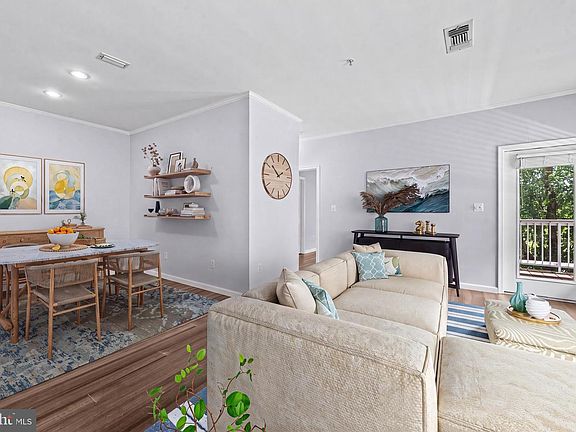 2nd image of 1708 Lake Shore Crest Dr APT 23