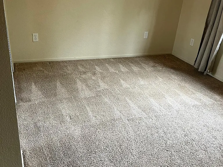 1202 Timber Ln — Photo 3