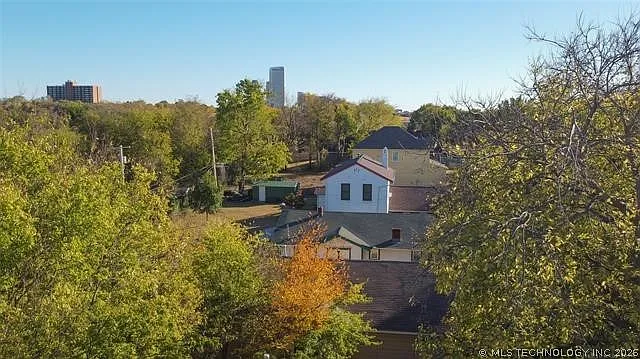 1247 N Boston Ave — Photo 33