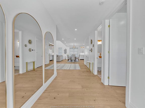 3rd image of 3684 Sutton Ave