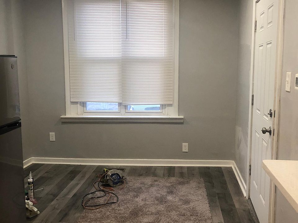 1st image of 1429 N Hollywood St Floor 1