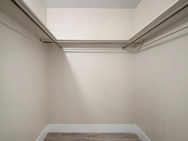 4533 Overlook Dr NE #B — Photo 18