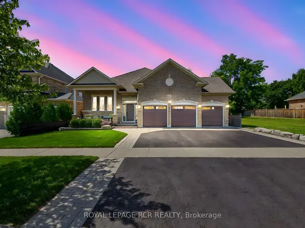 21 Corvinelli Dr, Whitby, ON L1M 0G7