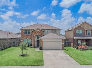 111 Easton Glen Ln, Dickinson, TX 77539