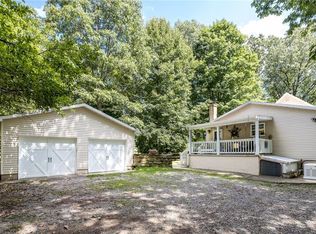 129 Garrison Ridge Rd, New Freeport, PA 15352