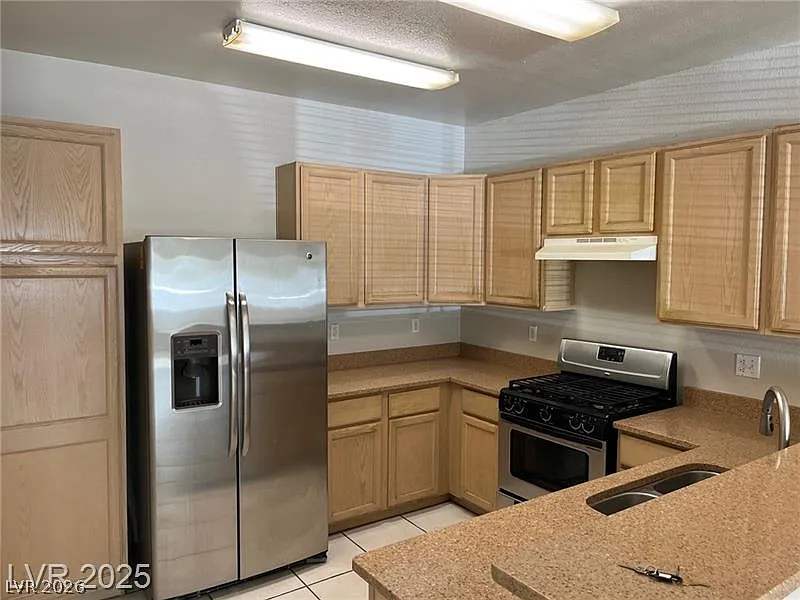 7450 S Eastern Ave #1059