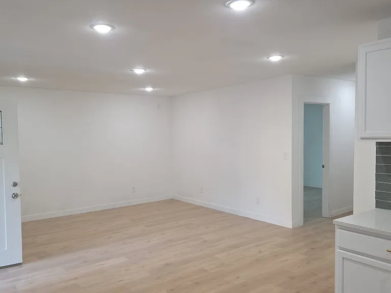 3804 Kynard St — Photo 3