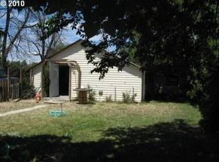 268 W Ridgeway Ave, Hermiston, OR 97838