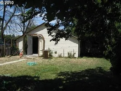 268 W Ridgeway Ave photo 1