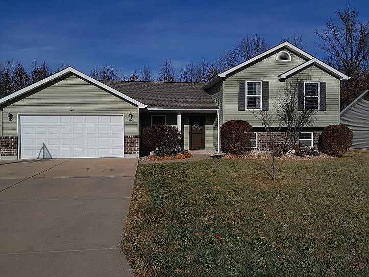 1st image of 340 Gardenia Dr