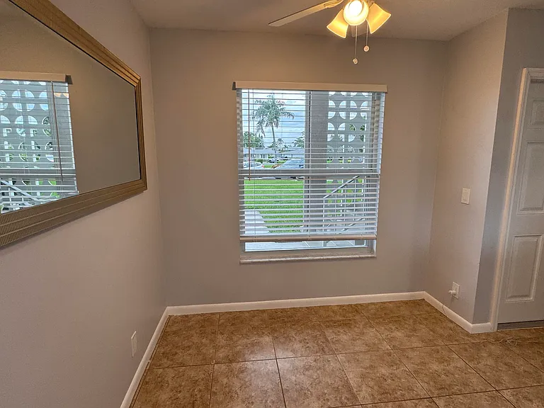 1100 Boxwood Dr #101 — Photo 16