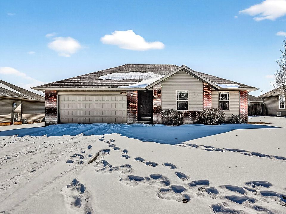 1st image of 5560 W Longleaf Drive