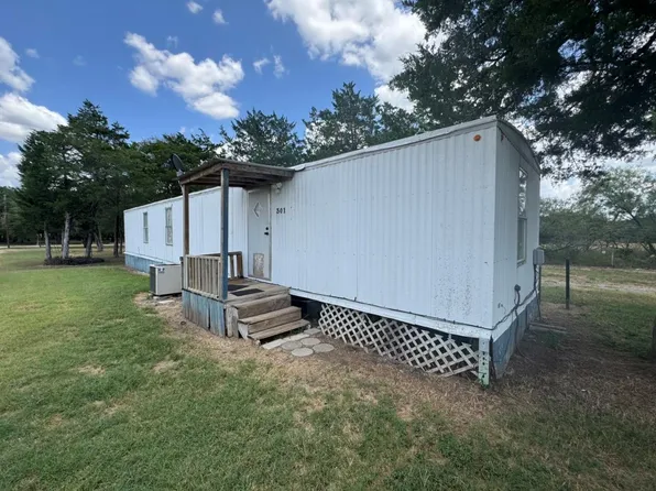 301 Whitetail Ln, Dale, TX 78616